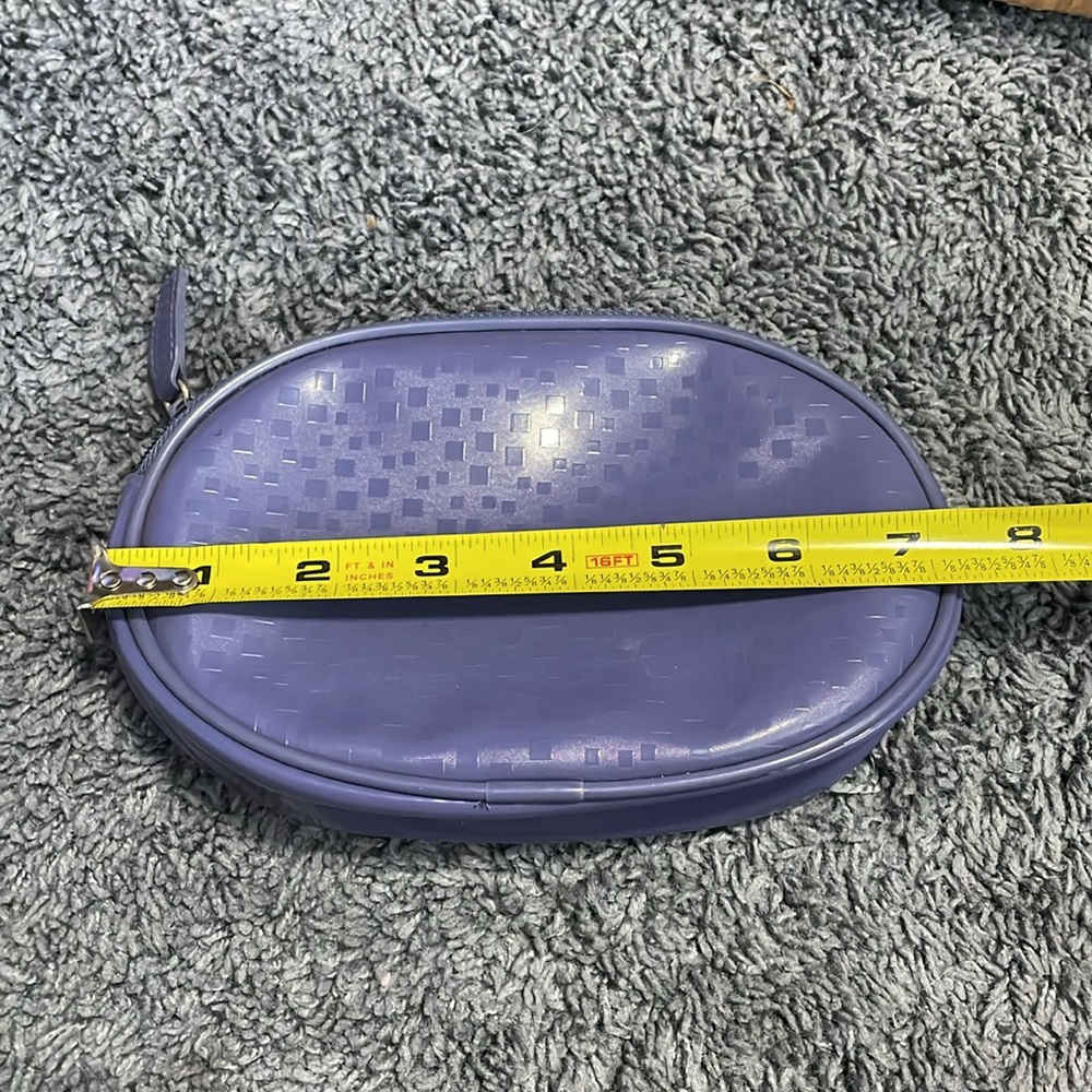 NWOT plastic oval pouch with squares design on front - Picture 3 of 4